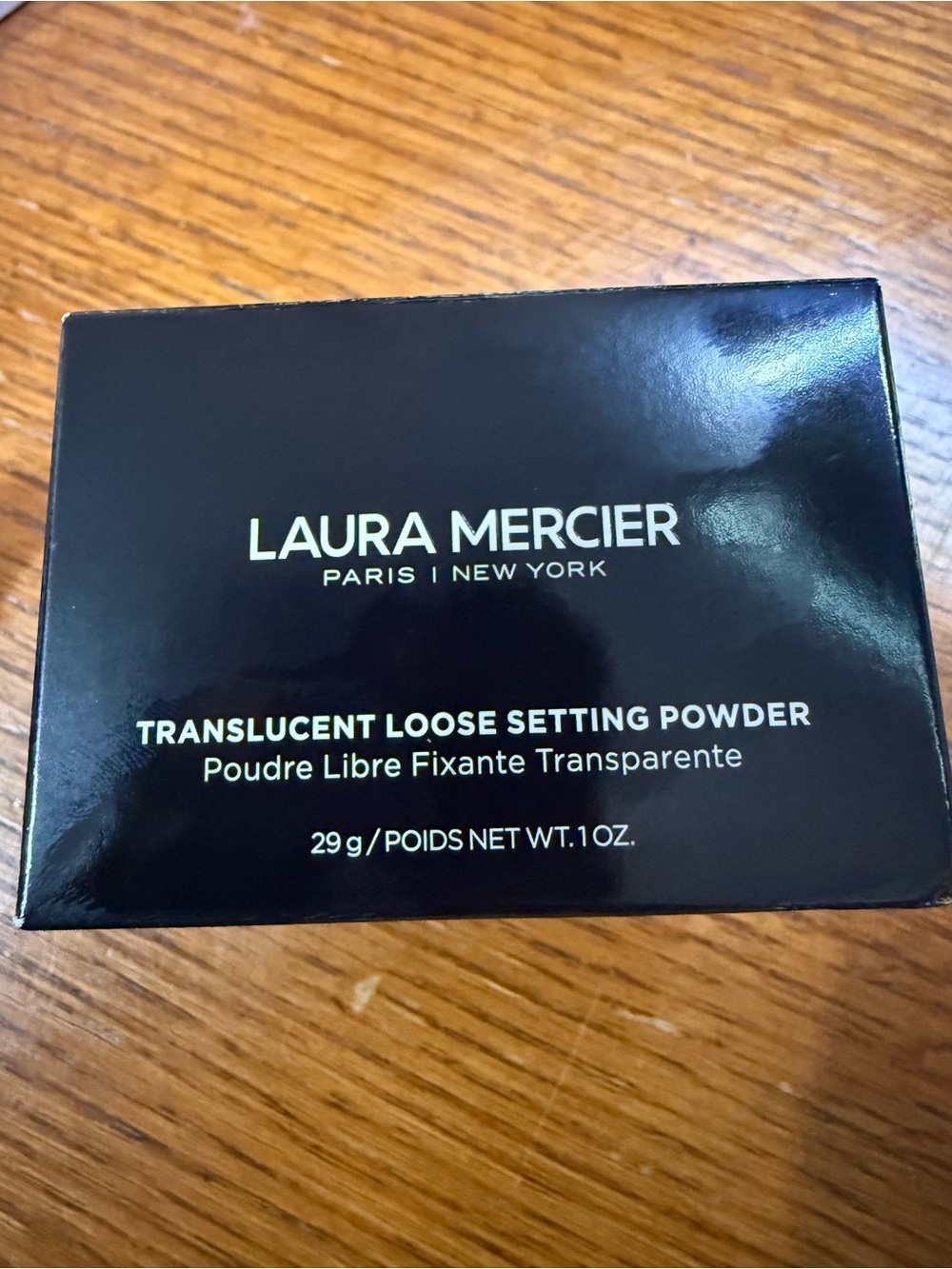 laura mercier Translucent Loose Setting Powder - Black & White Packaging